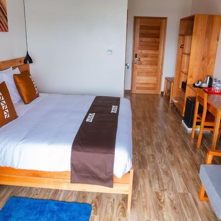 Hotel Chez Lando Kigali Buitenkant foto