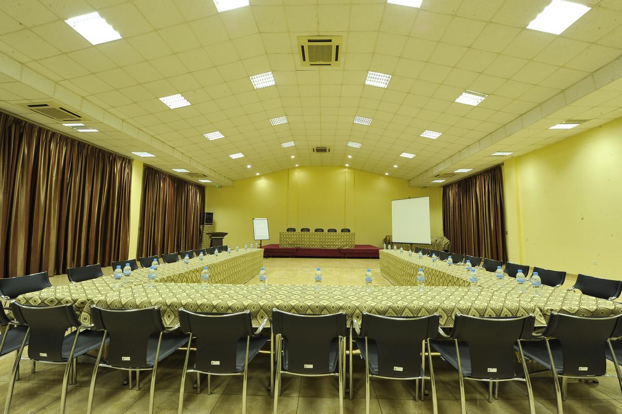 Hotel Chez Lando Kigali Buitenkant foto