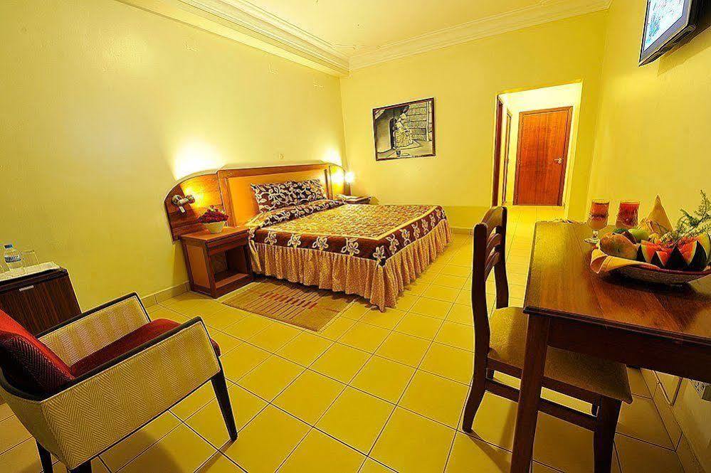 Hotel Chez Lando Kigali Buitenkant foto